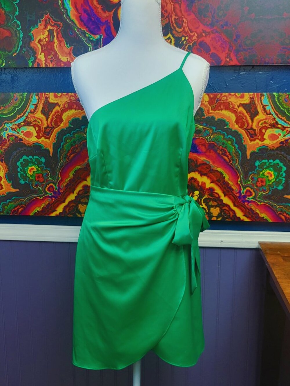 Gianni Bini ~ Sz 4 ~ Green Satin Mini Dress ~ Excellent Condition